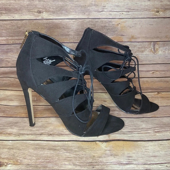 Madden Girl Black Heels - Picture 3 of 7